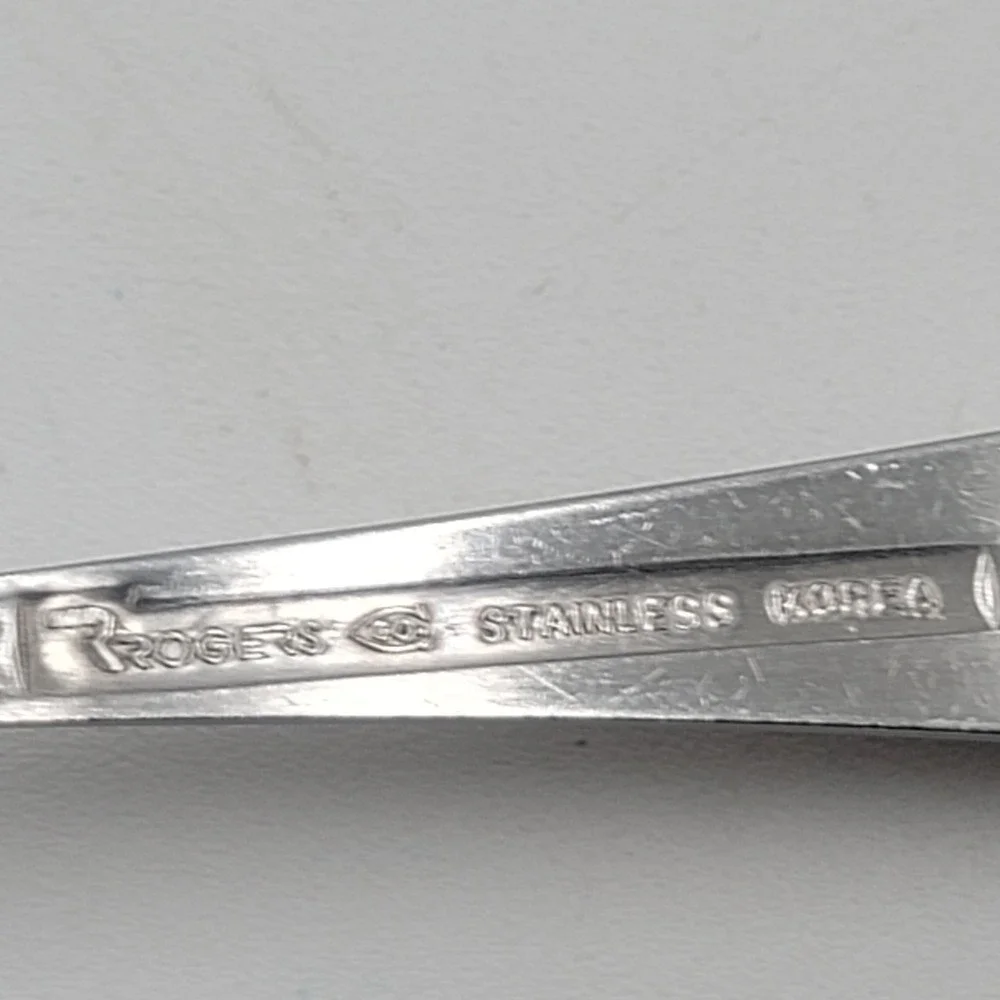 24 pc Rogers Co Stainless Flatware 1776 by Present Teaspoons Soup Sugar Spoon